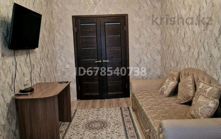2-бөлмелі пәтер · 65 м² · 8/8 қабат, Нұрсая ш/а., Габдиева 47б, бағасы: 12 000 ₸ в Атырау, мкр Нурсая — фото 2