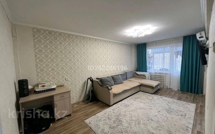2-комнатная квартира · 50 м² · 4/5 этаж, Жастар 16 — Находиться возле возле бозара, школы, детского садика за 22 млн ₸ в Усть-Каменогорске, Ульбинский — фото 2
