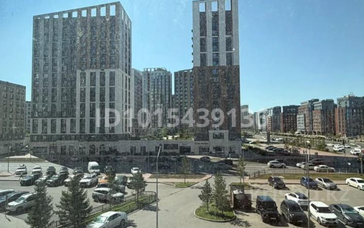 2-бөлмелі пәтер · 70 м² · 3/12 қабат, Мухамедханова 4a, бағасы: 69.2 млн ₸ в Астане, Нура р-н — фото 2