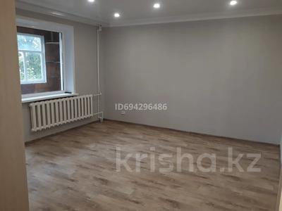 2-комнатная квартира, 52 м², 2/9 этаж, Сатпаева 12/5 34 за 16.5 млн 〒 в Экибастузе