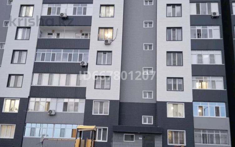 3-комнатная квартира, 84 м², 6/9 этаж, улица Сатпаева 30б за ~ 32.2 млн 〒 в Таразе — фото 19