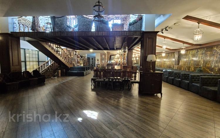 Ресторан + мини-пивоварня · 1815 м², бағасы: 950 млн ₸ в Караганде, Казыбек би р-н — фото 6