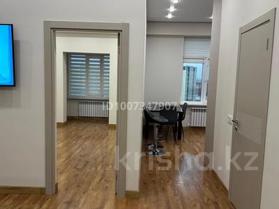 2-бөлмелі пәтер · 76 м² · 7/10 қабат, 18А мкр 10, бағасы: 300 000 ₸ в Актау