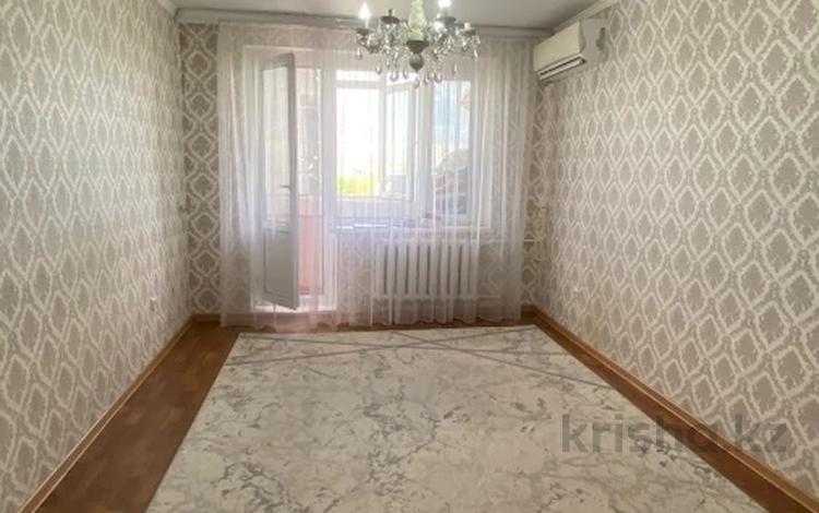 1-бөлмелі пәтер · 37.6 м² · 5/5 қабат, 2 ш/а., бағасы: 11 млн ₸ в Актобе, мкр 8 — фото 2