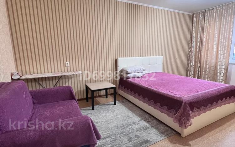 1-комнатная квартира · 35 м² · 2/5 этаж, Айтиева 87 — По проспекту Абая центр Мечеть за 10 000 ₸ в Уральске — фото 2