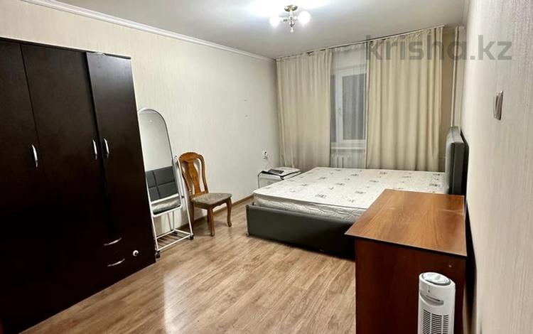 2-комнатная квартира, 44 м², 1/4 этаж, мкр №7 — абая за 32 млн 〒 в Алматы, Ауэзовский р-н — фото 2