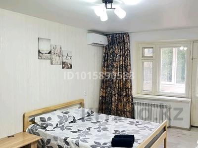 1-комнатная квартира · 56 м² · 2/5 этаж, 8 марта 126 за 11 000 ₸ в Уральске