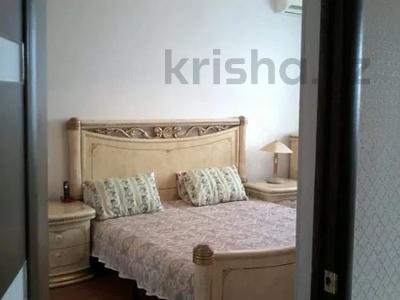 1-комнатная квартира · 70 м² · 5/10 этаж, Студенческая 40 А за 230 000 ₸ в Атырау