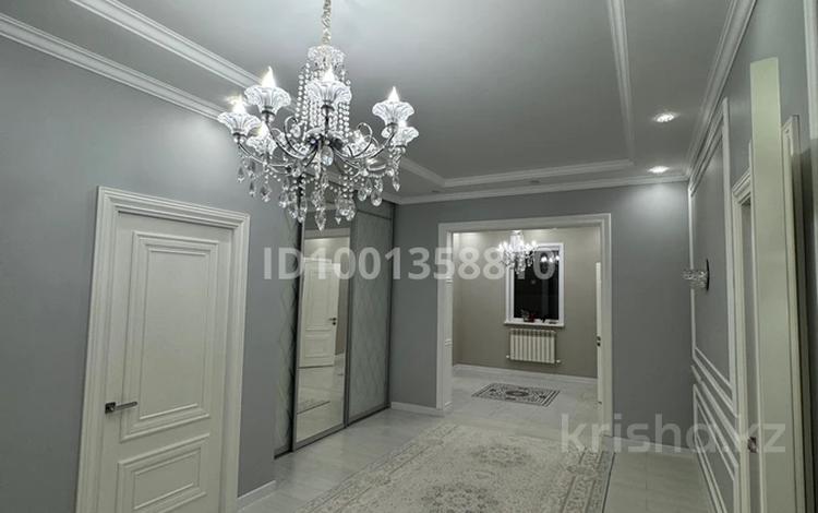 Отдельный дом · 5 комнат · 200 м² · 11 сот., жилой массив Кызылжар, Жилой массив Кызылжар 2 185 — 73 мектеп за 41.5 млн 〒 в Актобе — фото 15