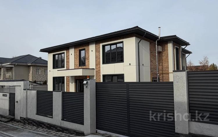 Отдельный дом · 7 комнат · 400 м² · 12 сот., Каршыга Ахмедиярова 24 — МКР Ерменсай за 850 млн 〒 в Алматы, Бостандыкский р-н — фото 9