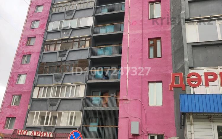 2-бөлмелі пәтер · 56 м² · 11/16 қабат, Валиханова 157 — Центр остановка,Тамара, Автовокзал,Изумруд магазин, бағасы: 25 млн ₸ в Семее — фото 2
