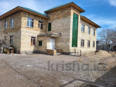 Отдельный дом · 10 комнат · 333.2 м² · 20 сот., Тәуелсіздік ( Центральная ) 2/1 за 67 млн ₸ в Приозёрске