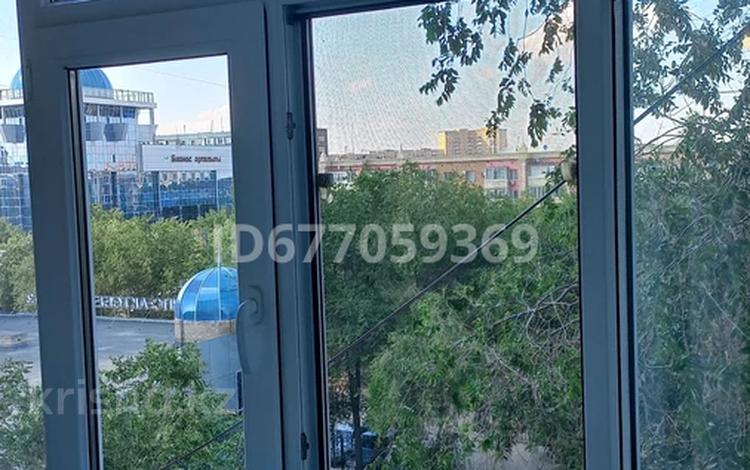 3-комнатная квартира, 61.1 м², 5/5 этаж, Абулкайырхана 84 за 16.9 млн 〒 в Актобе — фото 2