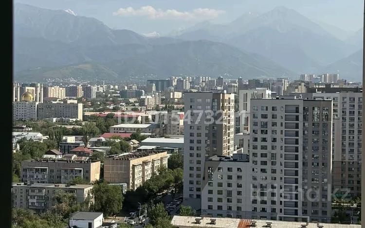 3-комнатная квартира · 120 м² · 17/18 этаж, Абая 150/230 за 5 000 ₸ в Алматы, Бостандыкский р-н — фото 2