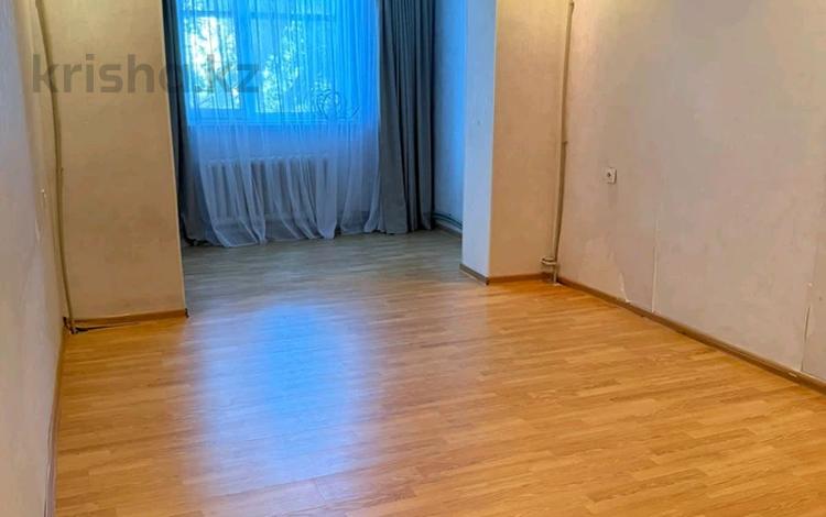 3-комнатная квартира · 70 м² · 2/5 этаж, Аскарова за 29.5 млн ₸ в Шымкенте, Аль-Фарабийский р-н — фото 2
