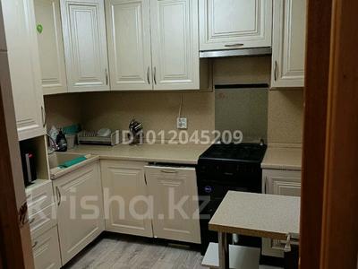3-комнатная квартира · 56 м² · 3/4 этаж, Ауэзова 56а — Остановка школа восьмая за 200 000 ₸ в Атырау, мкр Жилгородок