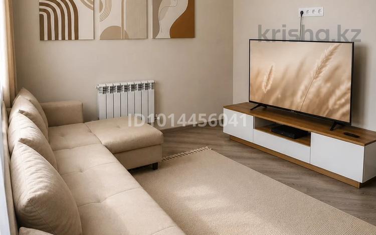 2-комнатная квартира · 51 м² · 8/10 этаж, мкр №2 за 350 000 ₸ в Алматы, Ауэзовский р-н — фото 2