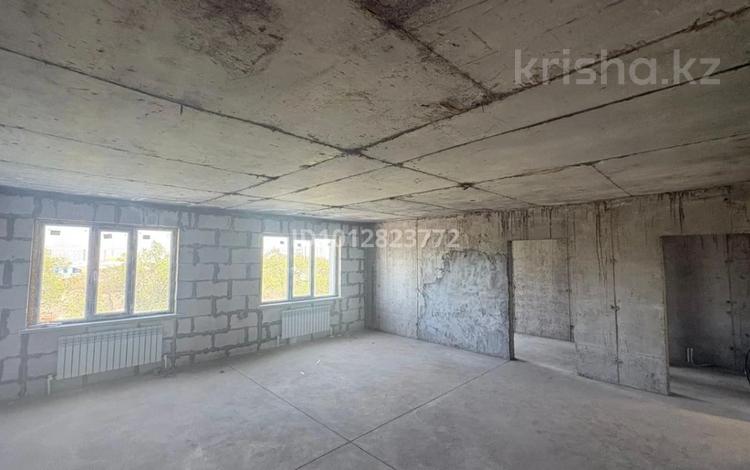 2-бөлмелі пәтер · 56 м² · 10/10 қабат, уч. кв. 272 34, бағасы: 23.5 млн ₸ в Алматы, Наурызбайский р-н — фото 2