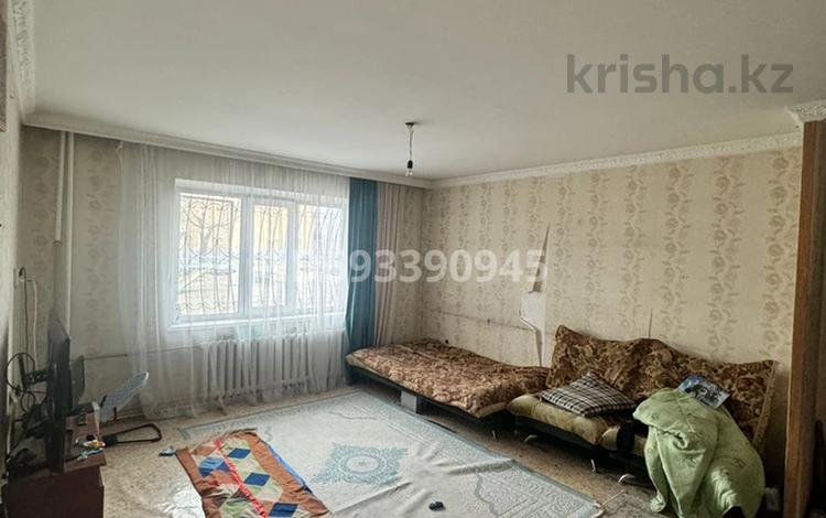 3-комнатная квартира, 65 м², 1/10 этаж, Кашаубаева 72 за 20 млн 〒 в Семее — фото 2