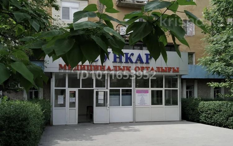 Еркін, кеңселер, дүкендер мен бутиктер, қоймалар, қоғамдық тамақтану орны, сұлулық салондары, ауыл шаруашылығы, монша, қонақ үй және демалыс орындары, медорталықтар мен дәріханалар, білім орталықтары, ойын-сауық · 1100 м², бағасы: 300 млн ₸ в Шымкенте, Аль-Фарабийский р-н — фото 2
