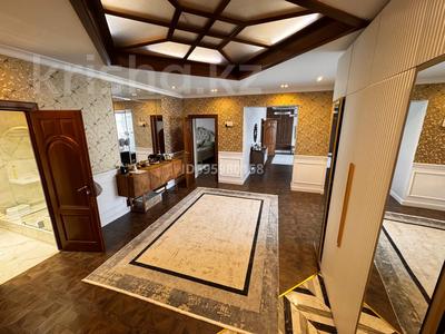 4-комнатная квартира · 170 м² · 4/4 этаж, Аманова — Акимат за 85 млн ₸ в Семее, Красный Кордон