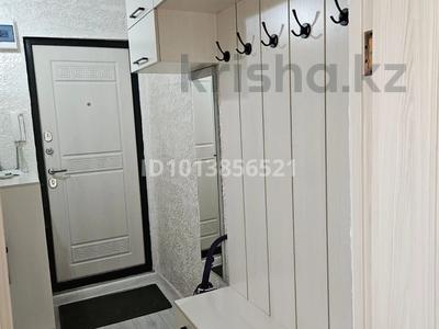 2-бөлмелі пәтер · 45 м² · 2/5 қабат, Лесхоз ш/а., Құбаш Медеубаева 12, бағасы: 17 млн ₸ в Атырау, мкр Лесхоз