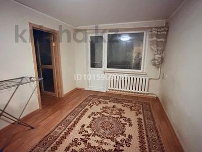 3-бөлмелі пәтер · 52 м² · 3/5 қабат, 28-шағынаудан, Строителей 11 — Рынок Арай, 15 поликлиника, бағасы: 200 000 ₸ в Караганде, Казыбек би р-н