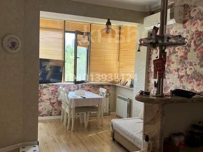 3-бөлмелі пәтер · 53 м² · 5/10 қабат, Сейфуллина 589а — Курмангазы, бағасы: 400 000 ₸ в Алматы, Алмалинский р-н