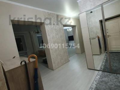1-комнатная квартира, 62 м², 2/3 этаж, проспект Шакарима 31 за 18 млн 〒 в Усть-Каменогорске
