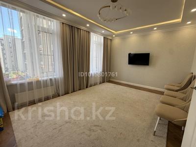 3-комнатная квартира · 92 м² · 5/8 этаж, Фариза Онгарсынова — Касым Кайсенова за 72 млн ₸ в Астане, Есильский р-н