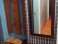 1-комнатная квартира, 40 м², 1/4 этаж по часам, Назарбаева — Абая за 1 500 〒 в Уральске — фото 3