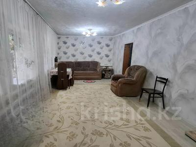 Отдельный дом · 3 комнаты · 100 м² · 6 сот., Тулебаева — Район Соцгорода за 15 млн 〒 в Темиртау