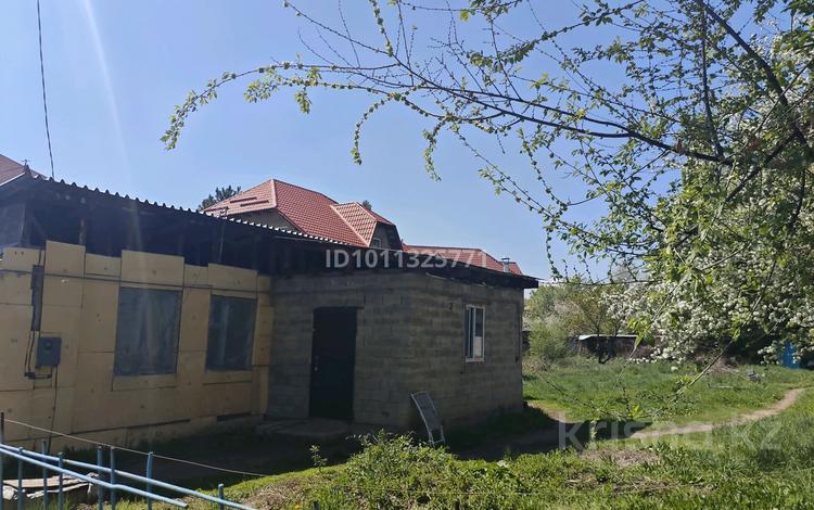 Отдельный дом · 2 комнаты · 50 м² · 7.6 сот., мкр Калкаман-2, Жакаева 140 за 80 млн ₸ в Алматы, Наурызбайский р-н — фото 2