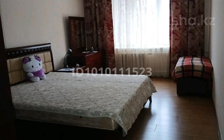 3 комнаты · 71 м² · 2/4 этаж, Кунаева — Кабанбай батыра за 150 000 ₸ в Алматы, Медеуский р-н — фото 2