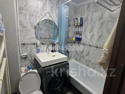 2-комнатная квартира · 44.5 м² · 4/4 этаж, мкр №10 20 за 300 000 〒 в Алматы, Ауэзовский р-н