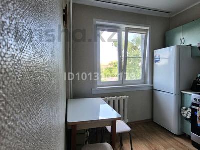 2-бөлмелі пәтер · 48 м² · 5/5 қабат, Кабанбай Батыра 112, бағасы: 17 млн ₸ в Усть-Каменогорске