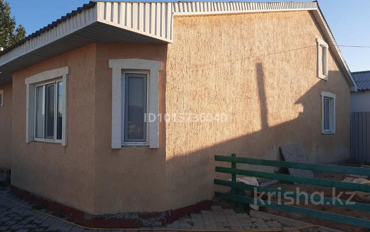 Отдельный дом · 3 комнаты · 100 м² · 10 сот., мкр Бирлик, Бекет ата 10 — Детской площадки за 18 млн ₸ в Атырау, мкр	Бирлик — фото 2