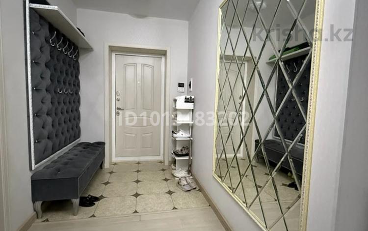 4-комнатная квартира · 140 м² · 5/5 этаж, мкр. Алтын орда, Мкр. Алтын орда тауелсиздик за 55 млн ₸ в Актобе — фото 2