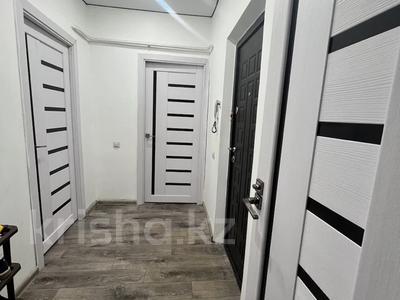 1-бөлмелі пәтер · 40 м² · 1/9 қабат, мкр Аксай-4, бағасы: 28 млн ₸ в Алматы, Ауэзовский р-н