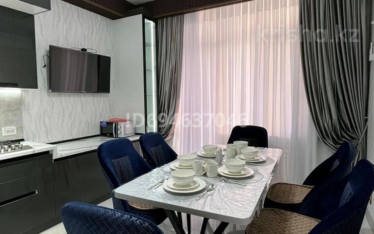 2-комнатная квартира · 62 м² · 1/3 этаж, Батырбекова 18 за 25 000 ₸ в Туркестане — фото 3