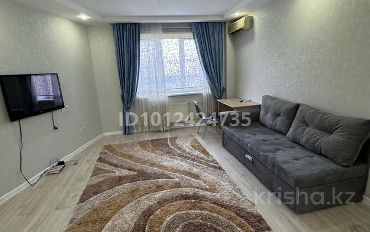 2-бөлмелі пәтер · 60 м² · 1/9 қабат, Кулманова 152, бағасы: 33 млн ₸ в Атырау — фото 2