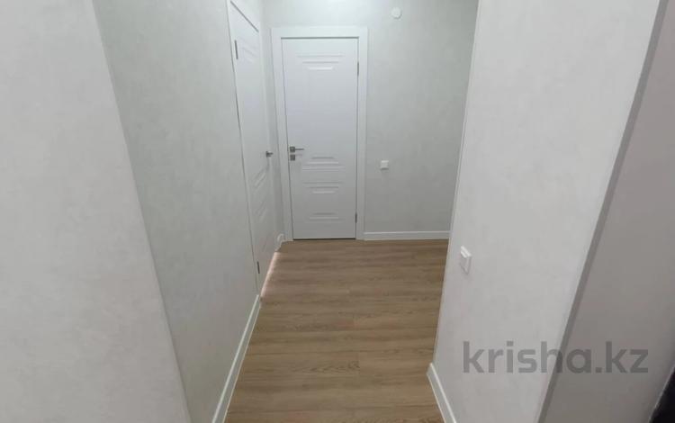2-бөлмелі пәтер · 64 м² · 8/9 қабат, мкр. Алтын орда, Халел Досмухамедулы, бағасы: 22 млн ₸ в Актобе — фото 2