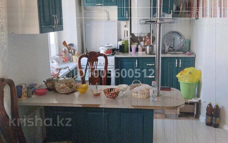 3-бөлмелі пәтер · 65 м² · 3/5 қабат, Алтынсарина 16 — Угол Айтеке би, бағасы: 17.7 млн ₸ в Актобе — фото 2
