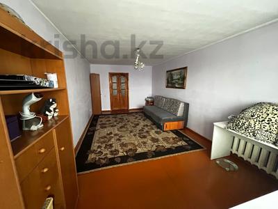 Продажа квартир в Северо-Казахстанской обл.: 2-комнатная квартира · 63 м² · 3/5 этаж, ишимская за 21.5 млн 〒 2-комнатная квартира · 63 м² · 3/5 этаж, ишимская за 21.5 млн 〒 в Петропавловске