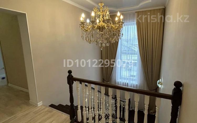 Отдельный дом · 7 комнат · 238 м² · 5 сот., мкр Шанхай, Вавилова 18 — Бр. Жубанова и С.Вавилова за 49 млн ₸ в Актобе — фото 26
