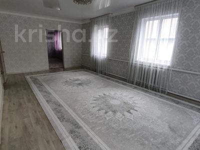 Отдельный дом · 6 комнат · 183 м² · 7 сот., Бурабай за 15.8 млн ₸ в Актобе, мкр. Курмыш