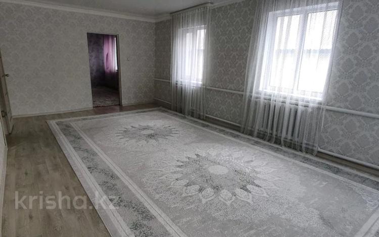 Отдельный дом · 6 комнат · 183 м² · 7 сот., Бурабай за 15.8 млн ₸ в Актобе, мкр. Курмыш — фото 2
