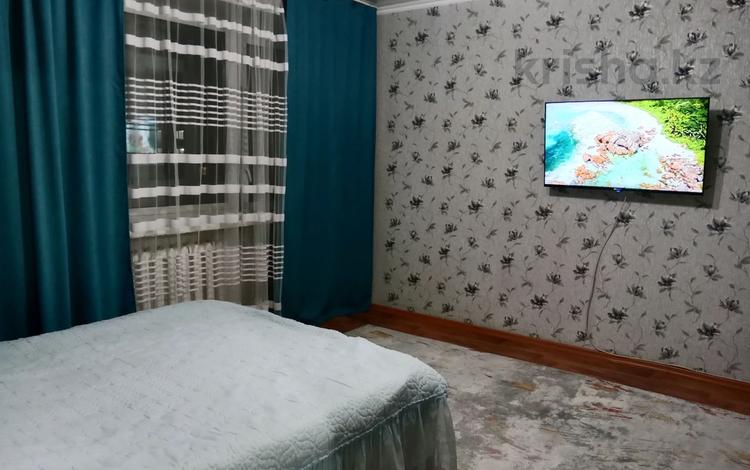 1-комнатная квартира · 34 м² · 1/5 этаж, Академика Павлова 105 — За акиматом за 2 000 〒 в Семее, Красный Кордон — фото 5