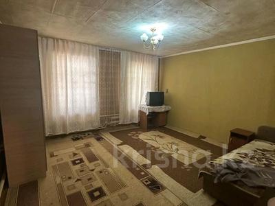 Жеке үй · 2 бөлме · 52 м² · 2 жүзд., Майлина 156 — Ваз. Чайка, бағасы: 200 000 ₸ в Алматы, Турксибский р-н