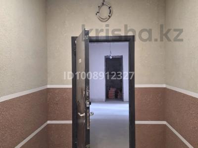 3-бөлмелі пәтер · 90 м² · 5/6 қабат, 39-й мкр 7, бағасы: 20 млн ₸ в Актау
